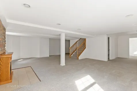 28635 North Thorngate Drive Ivanhoe IL 60060