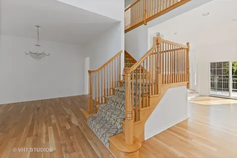 28635 North Thorngate Drive Ivanhoe IL 60060