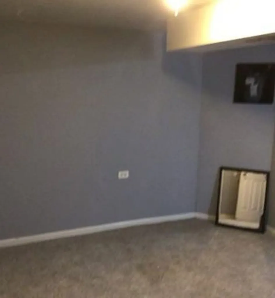 3553 West 77th Street Chicago IL 60652
