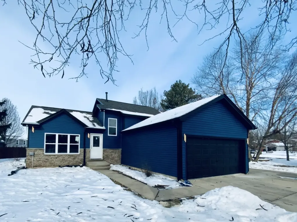 4014 Ridge Road Zion IL 60099