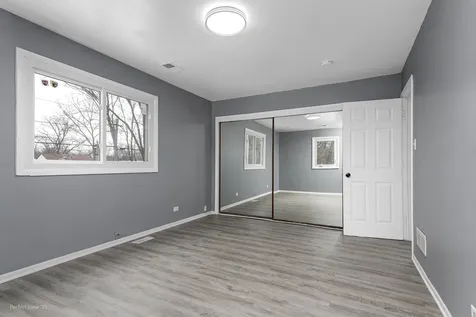 176 Monee Road Park Forest IL 60466