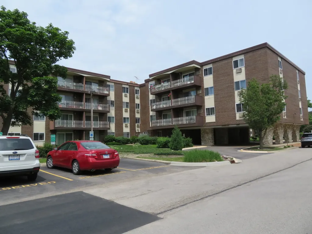 1311 South Finley Road Lombard IL 60148
