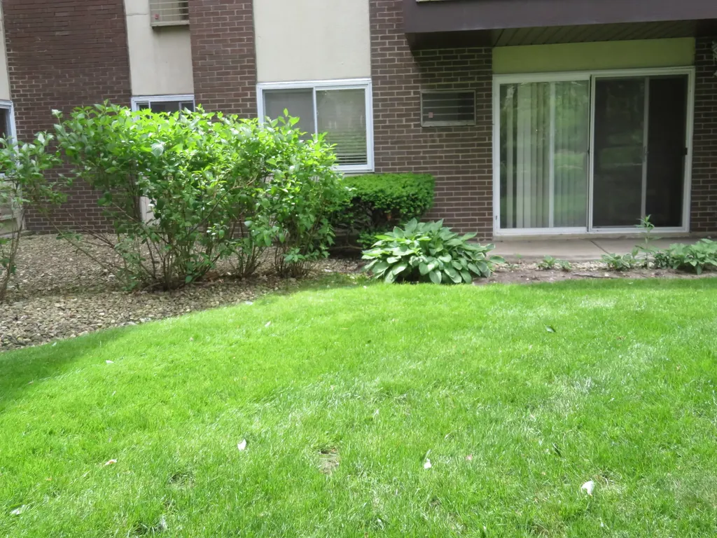 1311 South Finley Road Lombard IL 60148