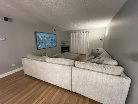 500 Redondo Drive Downers Grove IL 60516