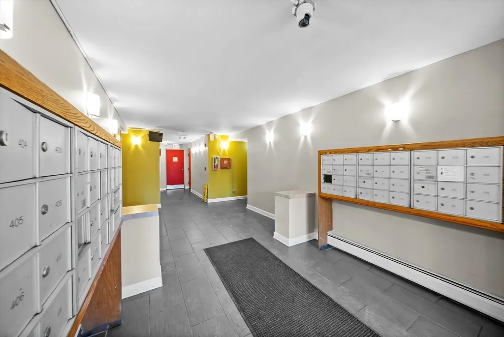 7854 South South Shore Drive Chicago IL 60649