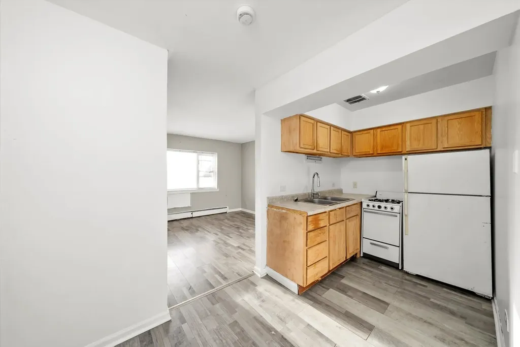7854 South South Shore Drive Chicago IL 60649