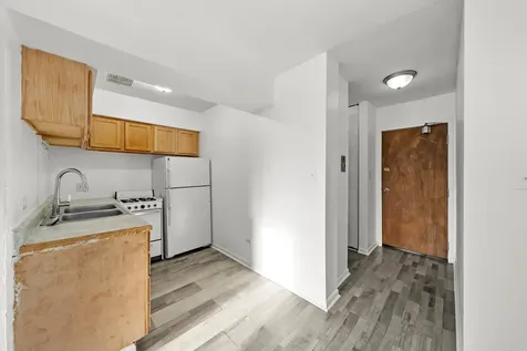 7854 South South Shore Drive Chicago IL 60649