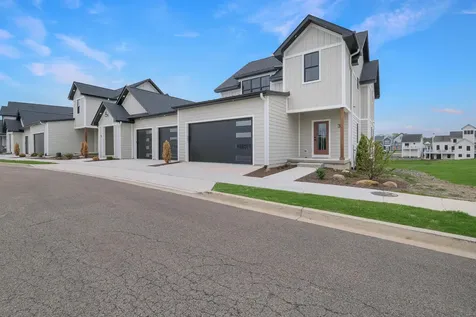 3 Beech Tree Place Ottawa IL 61350