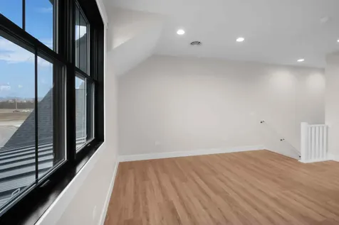 3 Beech Tree Place Ottawa IL 61350
