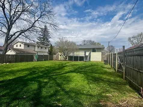 105 West Oak Street Coal City IL 60416