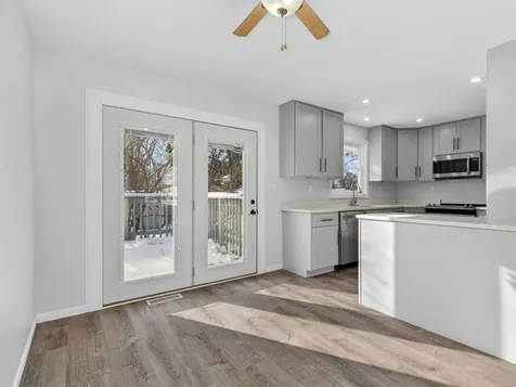 105 West Oak Street Coal City IL 60416