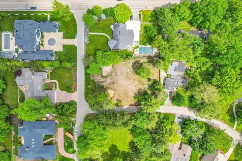 21 Greencroft Drive Champaign IL 61821