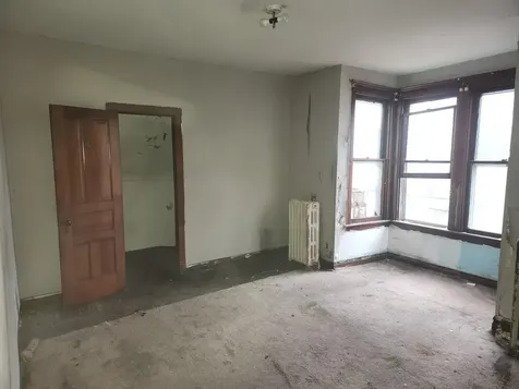 5633 South Sangamon Street Chicago IL 60621