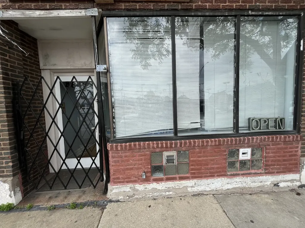 4846 South Pulaski Road Chicago IL 60632