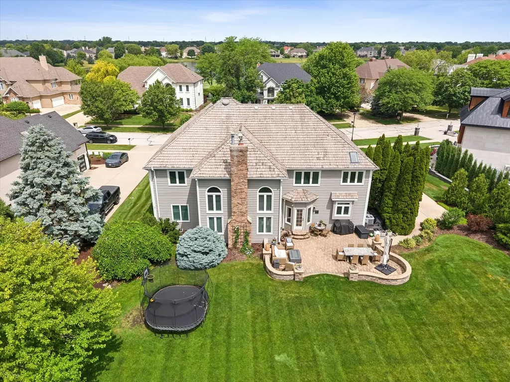 2459 Fawn Lake Circle Naperville IL 60564