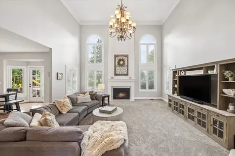 2459 Fawn Lake Circle Naperville IL 60564