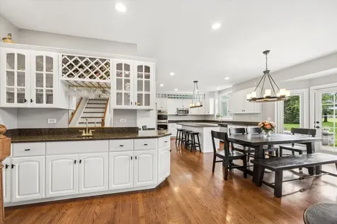 2459 Fawn Lake Circle Naperville IL 60564