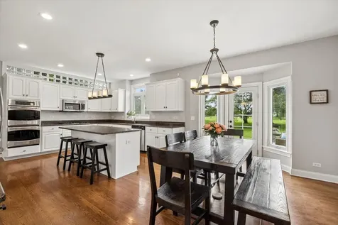 2459 Fawn Lake Circle Naperville IL 60564