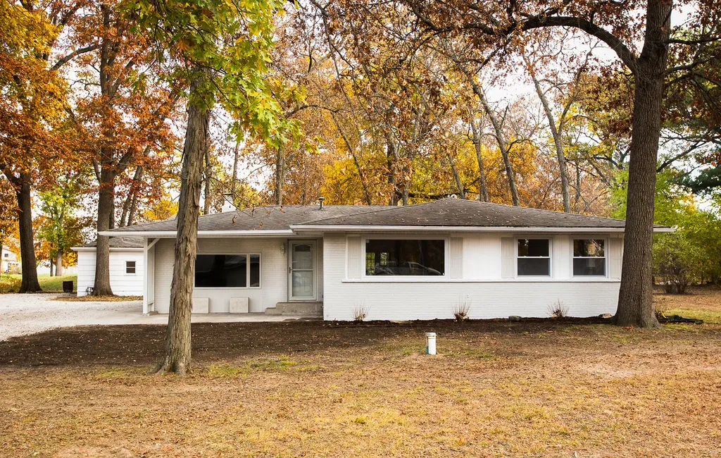6012 Muriel Lane St. Anne IL 60964