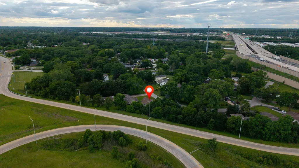 307 Blackstone Avenue Willow Springs IL 60480