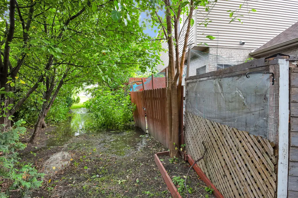 307 Blackstone Avenue Willow Springs IL 60480