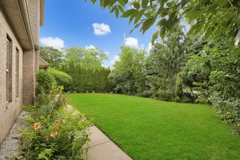 307 Blackstone Avenue Willow Springs IL 60480