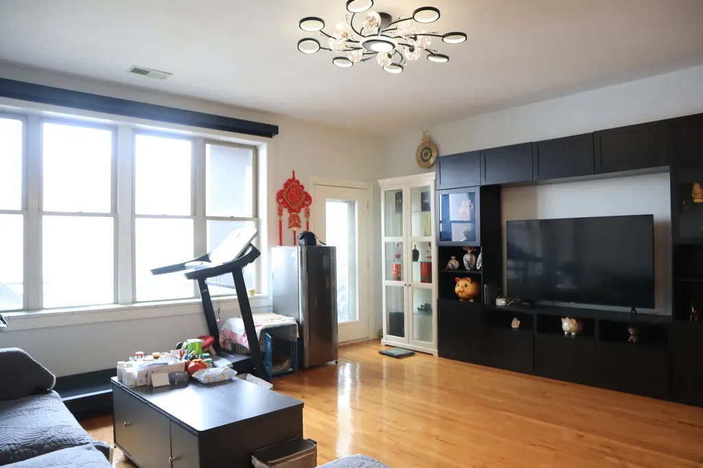 3225 South Archer Avenue Chicago IL 60608