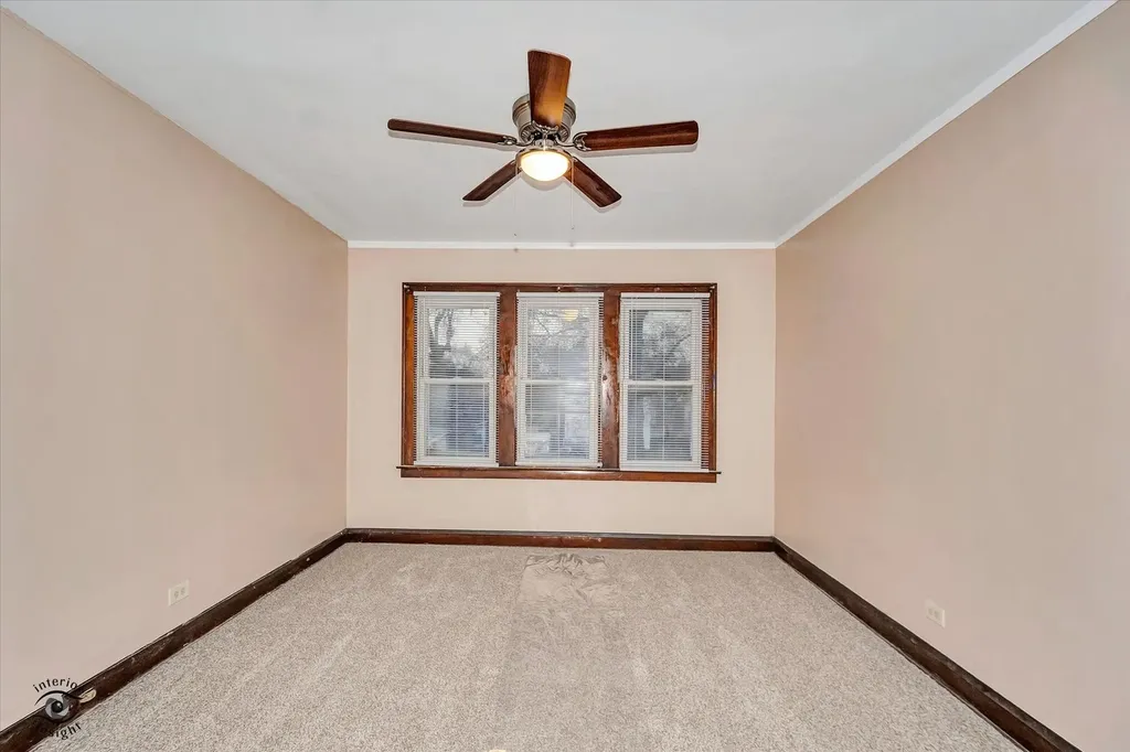 15 West 108th Place Chicago IL 60628