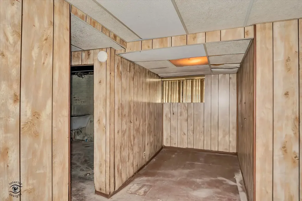 15 West 108th Place Chicago IL 60628