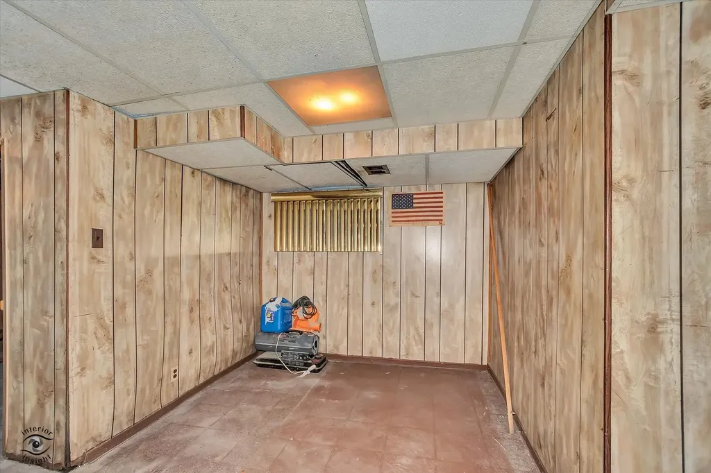15 West 108th Place Chicago IL 60628