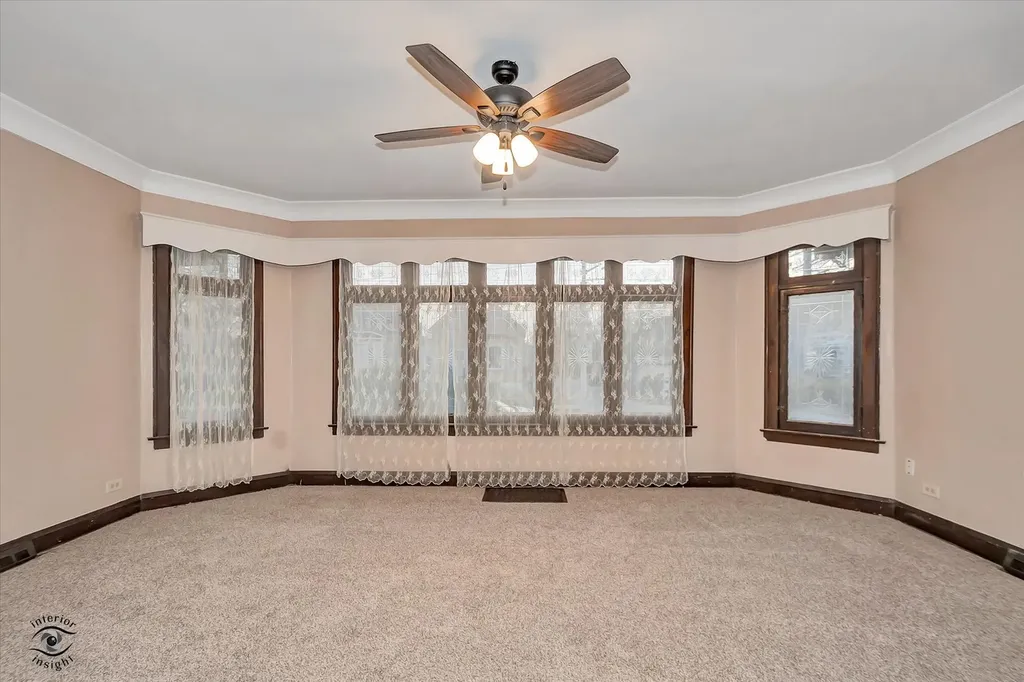 15 West 108th Place Chicago IL 60628