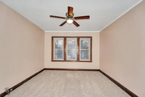 15 West 108th Place Chicago IL 60628