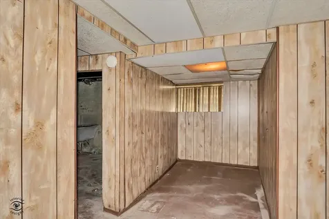 15 West 108th Place Chicago IL 60628