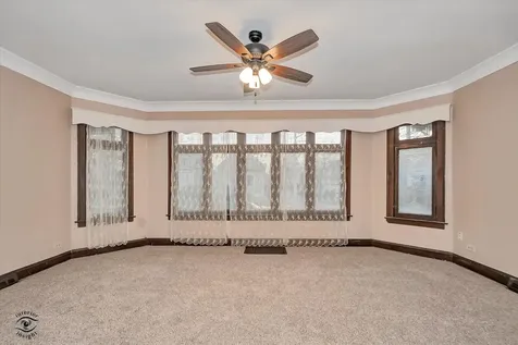 15 West 108th Place Chicago IL 60628