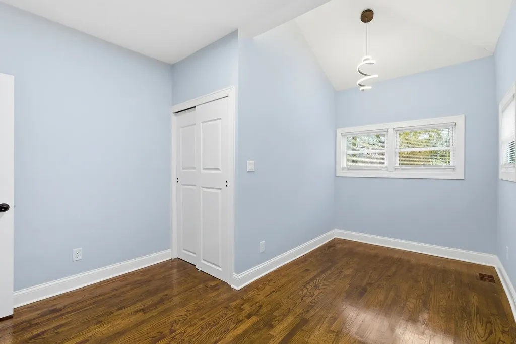 312 East 136th Street Chicago IL 60827