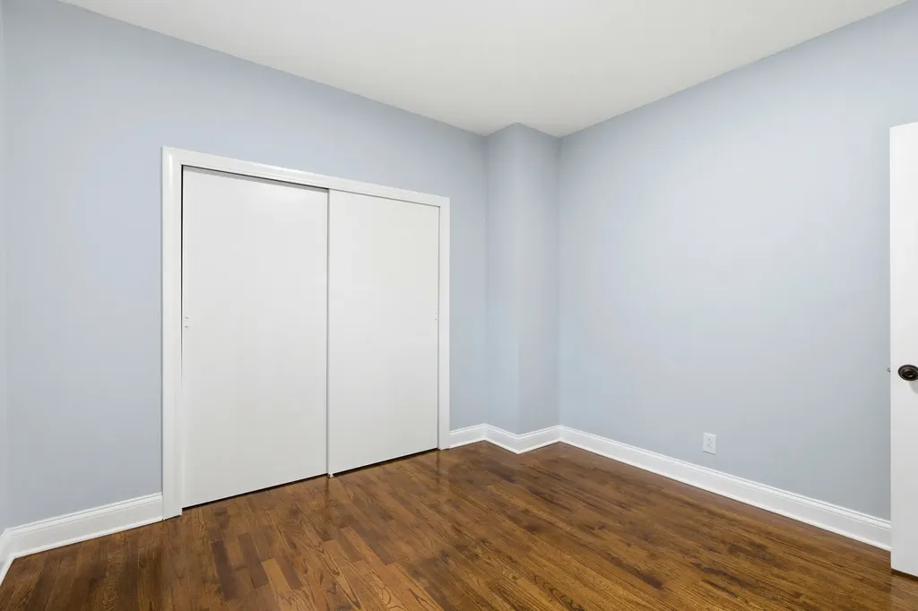 312 East 136th Street Chicago IL 60827