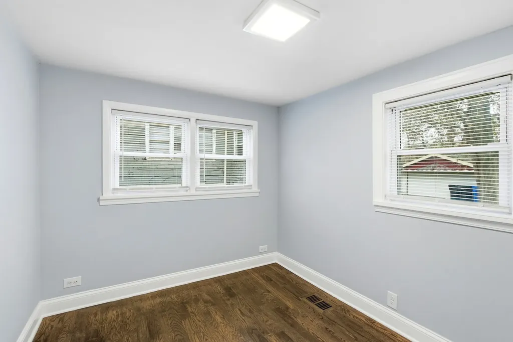 312 East 136th Street Chicago IL 60827