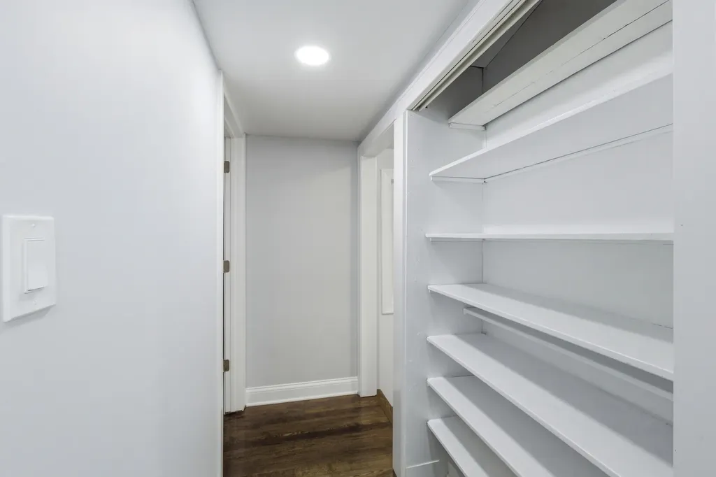 312 East 136th Street Chicago IL 60827