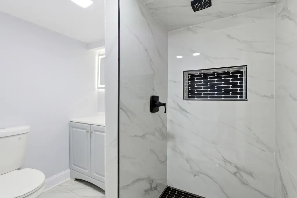 312 East 136th Street Chicago IL 60827