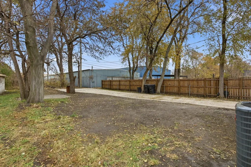312 East 136th Street Chicago IL 60827