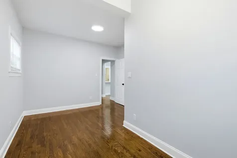312 East 136th Street Chicago IL 60827