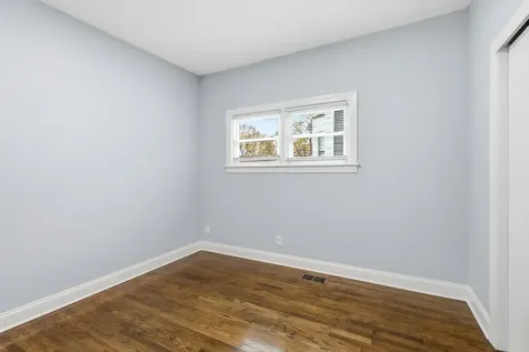 312 East 136th Street Chicago IL 60827