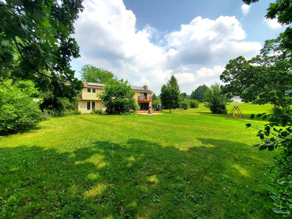 6320 Rowland Road Huntley IL 60142