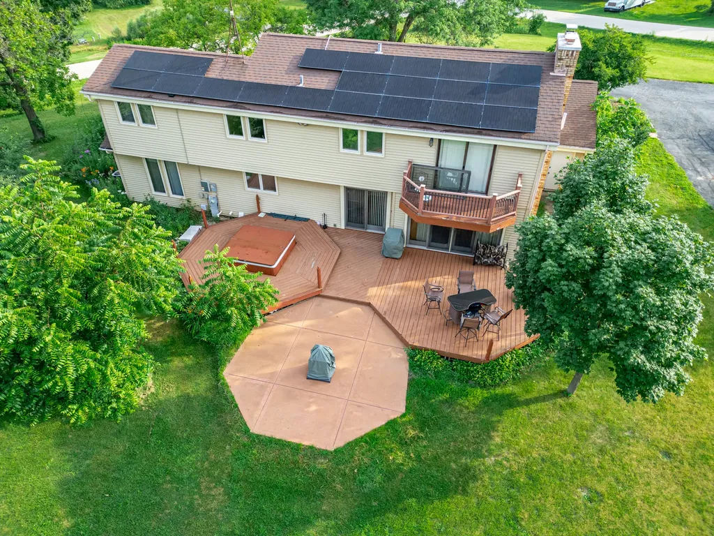 6320 Rowland Road Huntley IL 60142