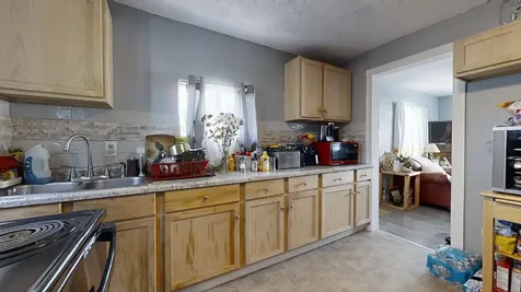 1124 West Cushing Street Decatur IL 62526