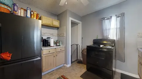 1124 West Cushing Street Decatur IL 62526