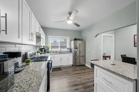 953 Hirsch Boulevard Calumet City IL 60409