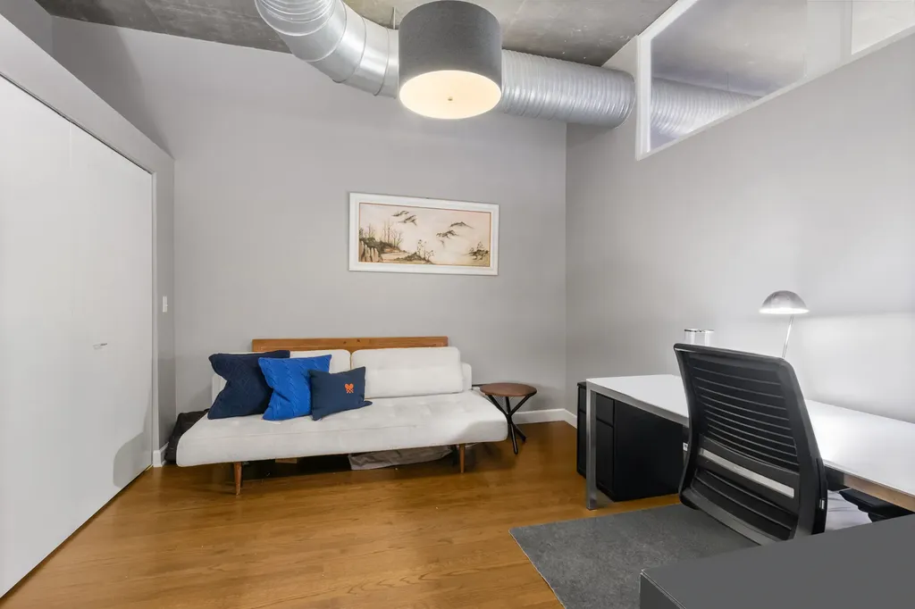 849 North Franklin Street Chicago IL 60610