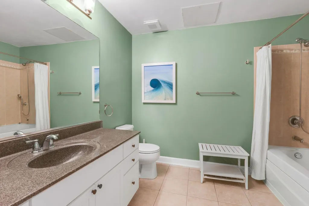 849 North Franklin Street Chicago IL 60610