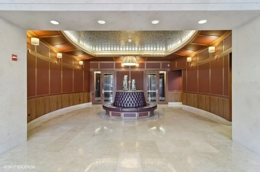 849 North Franklin Street Chicago IL 60610
